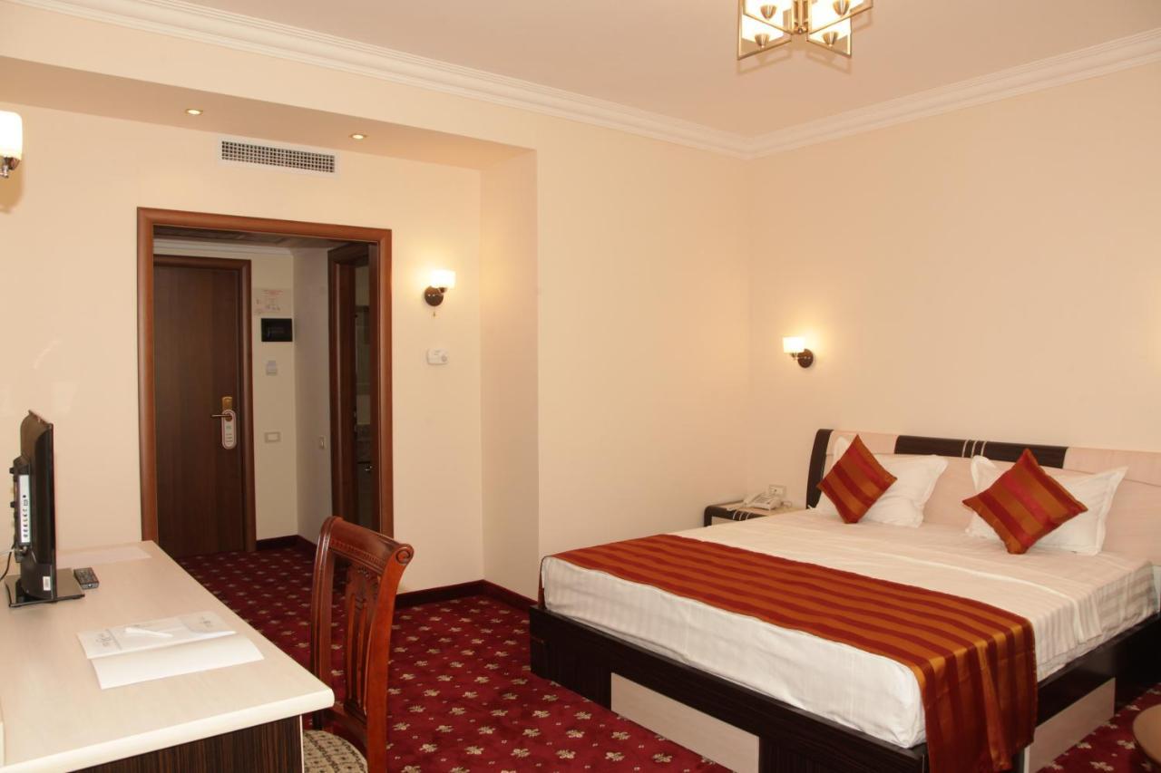 Artsakh Hotel Erywań Zewnętrze zdjęcie
