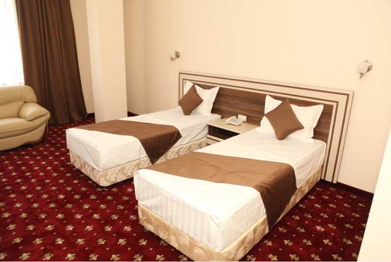 Artsakh Hotel Erywań Zewnętrze zdjęcie
